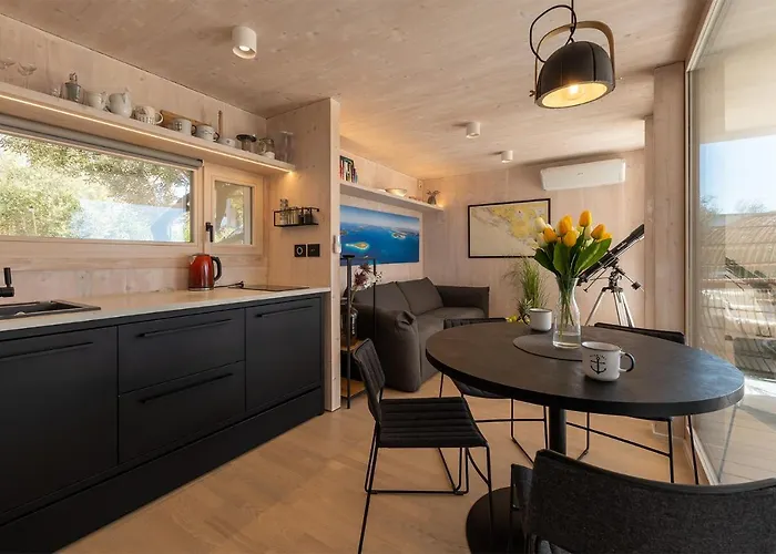 Buqez - 31 بيت للعطل دراغ